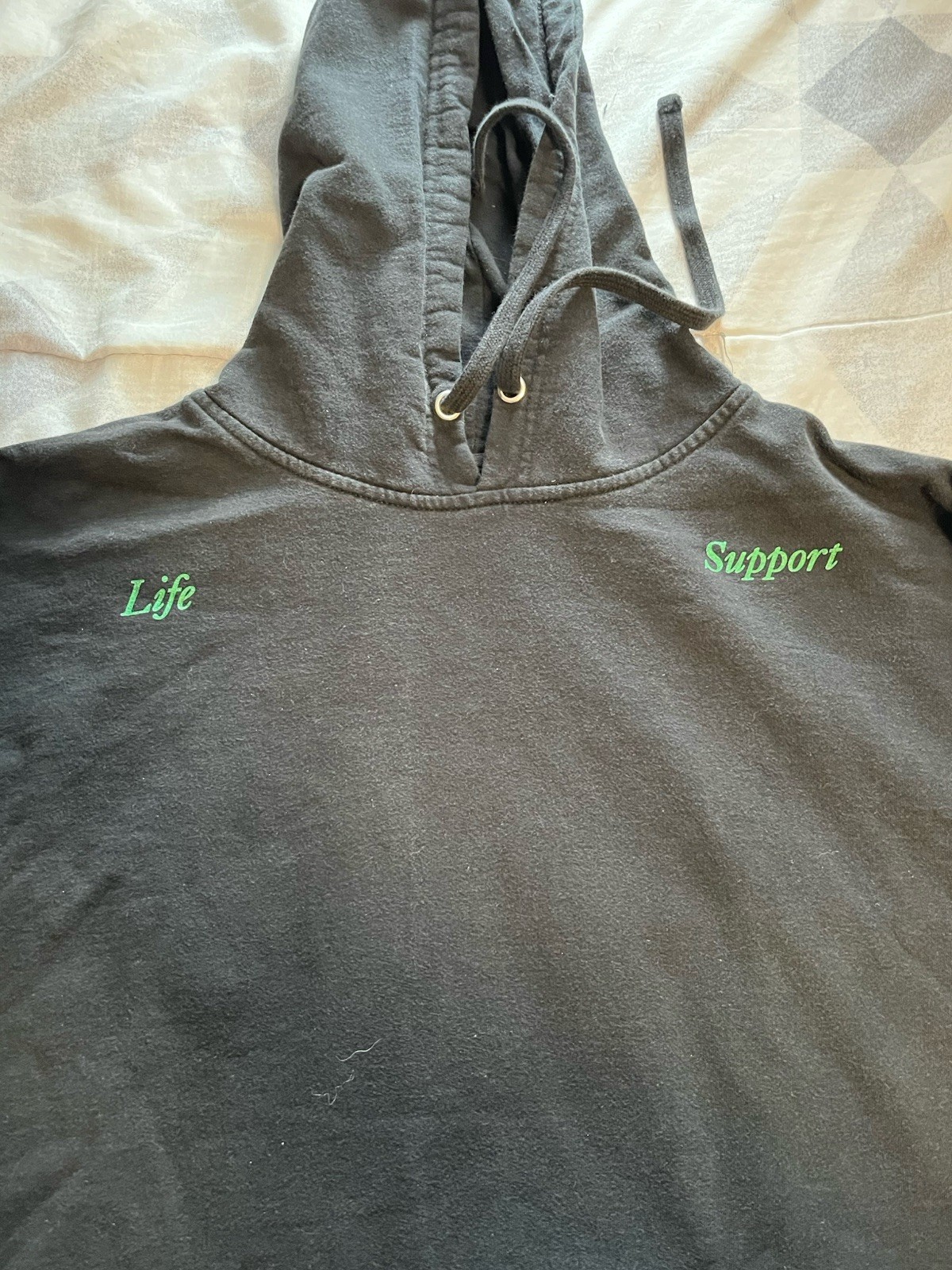 Picture 2 of 8