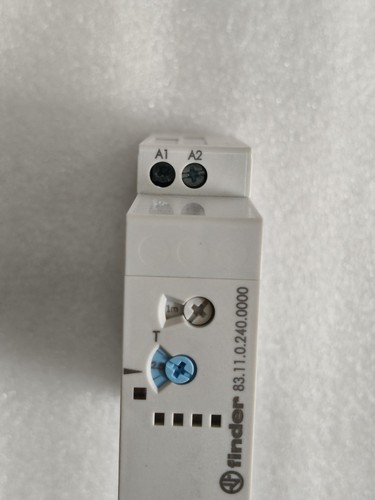 FINDER 83.11.0.240.0000 MODULAR TIMER RELAY 16A 24-240V FREE FAST - Picture 3 of 10