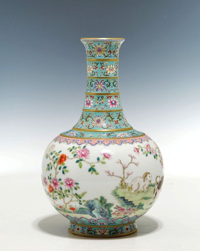 Eine hervorragende chinesische Famille Rose "Drei-Widder" Vase - Bild 11 von 14