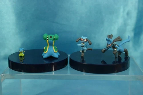 Pokemon Zukan DP7 1/40 Scale Figure Riolu Lucario Shellos Gastrodon East Sea