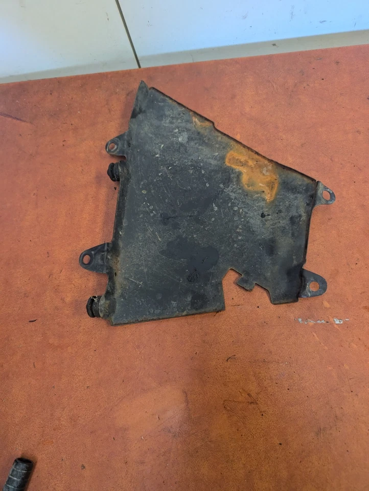 YAMAHA XT (XT 250) OEM Cubierta lateral derecha metal protector térmico Foto 2 de 4