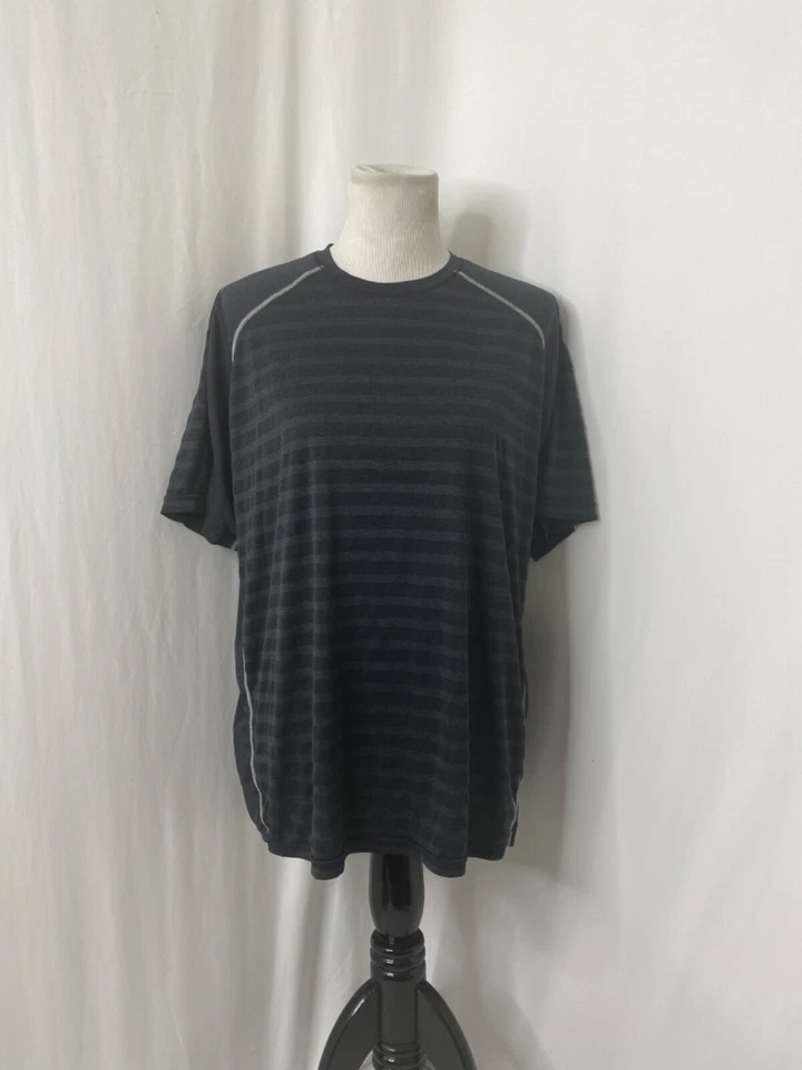 Camisa Grande Para Hombre Avalanche Negra Rayas Manga Corta Cuello Redondo Calce Atlético Foto 2 de 4