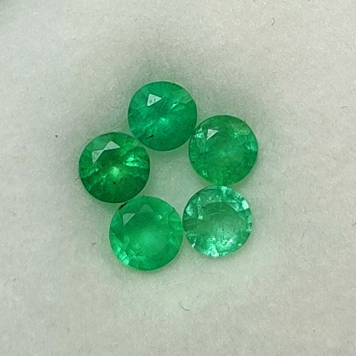 1,95 CT - Juego redondo natural de 5 esmeraldas de Zambia verde brillo fino - 3531 - Imagen 2 de 3