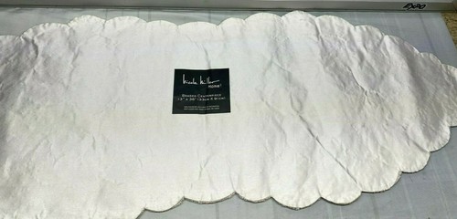 Christmas Beaded Table Runner White Silver  Centerpiece Nicole Miller 36" New  - Picture 5 of 6