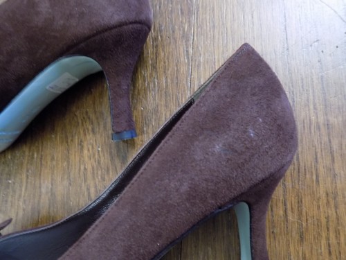 Cynthia Rowley Vtg Chocolate Brown Suede 2.5" Heels Bows Pumps Geist NYC sz 6 EC - Picture 6 of 9