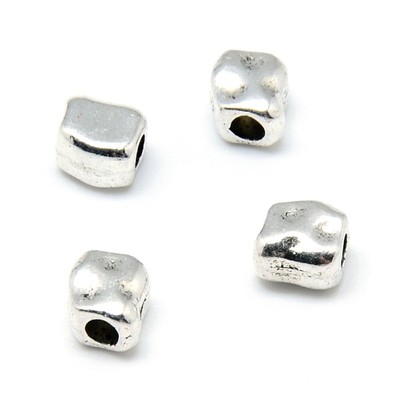 300pcs Tibetan Alloy Daisy Flower Metal Beads Dotted Tiny Loose Spacers 5x1.5mm