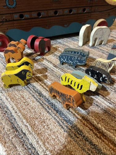Rare Noah's Ark with 15 Animals Holgate Toys circa 1948 Wonderful Pull Toy - Picture 2 of 13