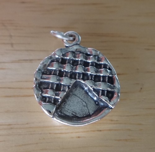 Sterling Silver 15mm Lattice Crust Fruit Pie Apple Peach Blueberry... Pan Charm - Picture 1 of 3