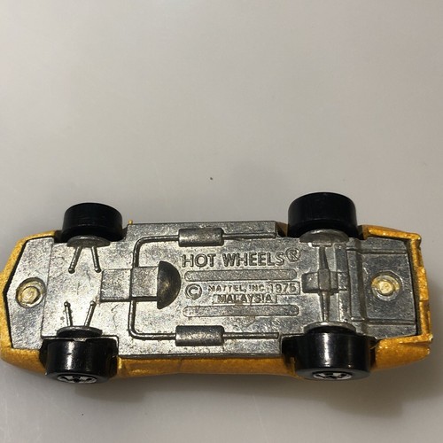 Vintage Hot Wheels 1975 Gold Corvette Stingray Rare Flame Original Free Shipping - Picture 5 of 6
