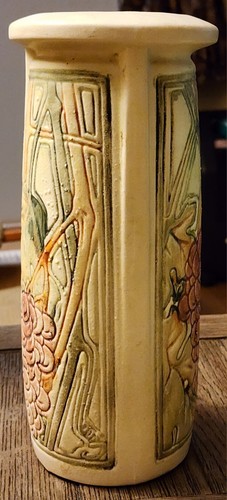 RARE ANTIQUE EARLY 1900'S WELLER ROMA VASE W/ 3 PANELS GRAPES - Picture 6 of 24