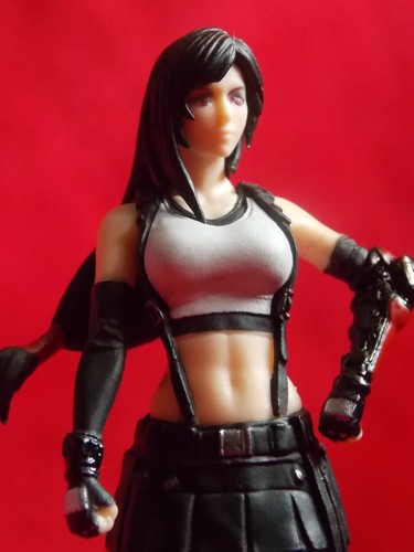 ⭐ NUEVA FIGURA ""GENUINA"" FINAL FANTASY VLL TIFA H3.8" 9.5 cm REMAKE ARTES COMERCIALES REINO UNIDO - Imagen 10 de 12