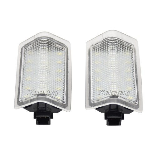 Luz LED de cortesía de puerta para Mercedes-Benz W204 W212 4D 5D W176 W246 - Imagen 4 de 10