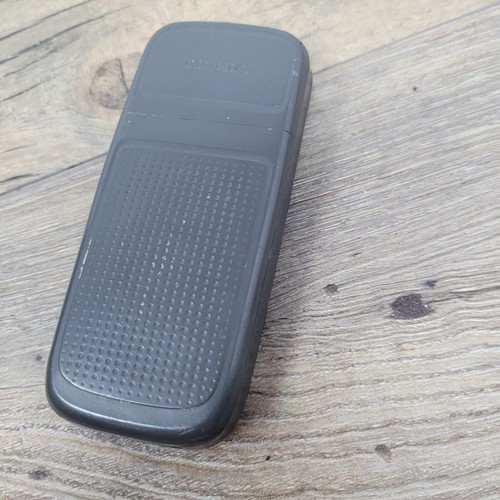 Nokia Silver And Black Mobile Phone Vintage - Afbeelding 2 van 2