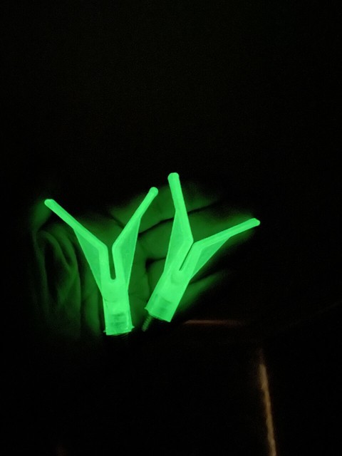 2x V shape florescent Rod Rest carp fishing coarse fishing glow in the dark 2x V shape florescent Rod Rest carp fishing coarse fishing glow in the dark