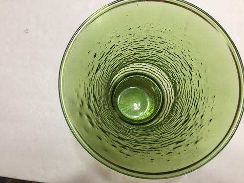 Jarrón grande de vidrio verde texturizado ~ 10 pulgadas de alto - Imagen 4 de 5