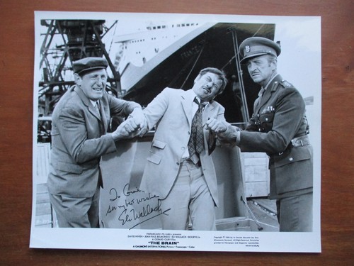 ELI WALLACH/THE BRAIN ORIGINAL 1969 BW MOVIE STILL SIGNED (AUTOGRAPHED) NM
