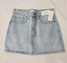 Abercrombie Fitch Women's Denim High Rise Mini Skirt- Light Wash - 6 Regular