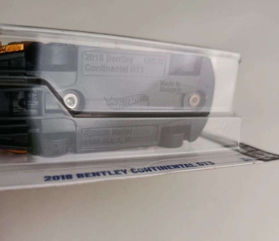 Hot Wheels - 2018 Bentley Continental GT3 - HW Race Day - 2025 - 1:64 - Immagine 4 di 4