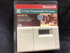 Honeywell MagicStat 5-2 Programmable Thermostat Model CT3200A New/Sealed