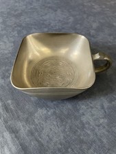 Zinnschale mit Griff, punsiert, quadratische Form - sehr guter Zustand