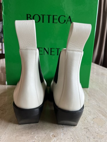 Bottega Veneta Women's boots "The Lean" Leather Ankle Boot New Size6.5 Authentic - Picture 9 of 14