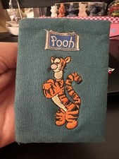 Vintage Disney Store Winnie the Pooh  Tigger Green Canvas Coin Purse Zipper