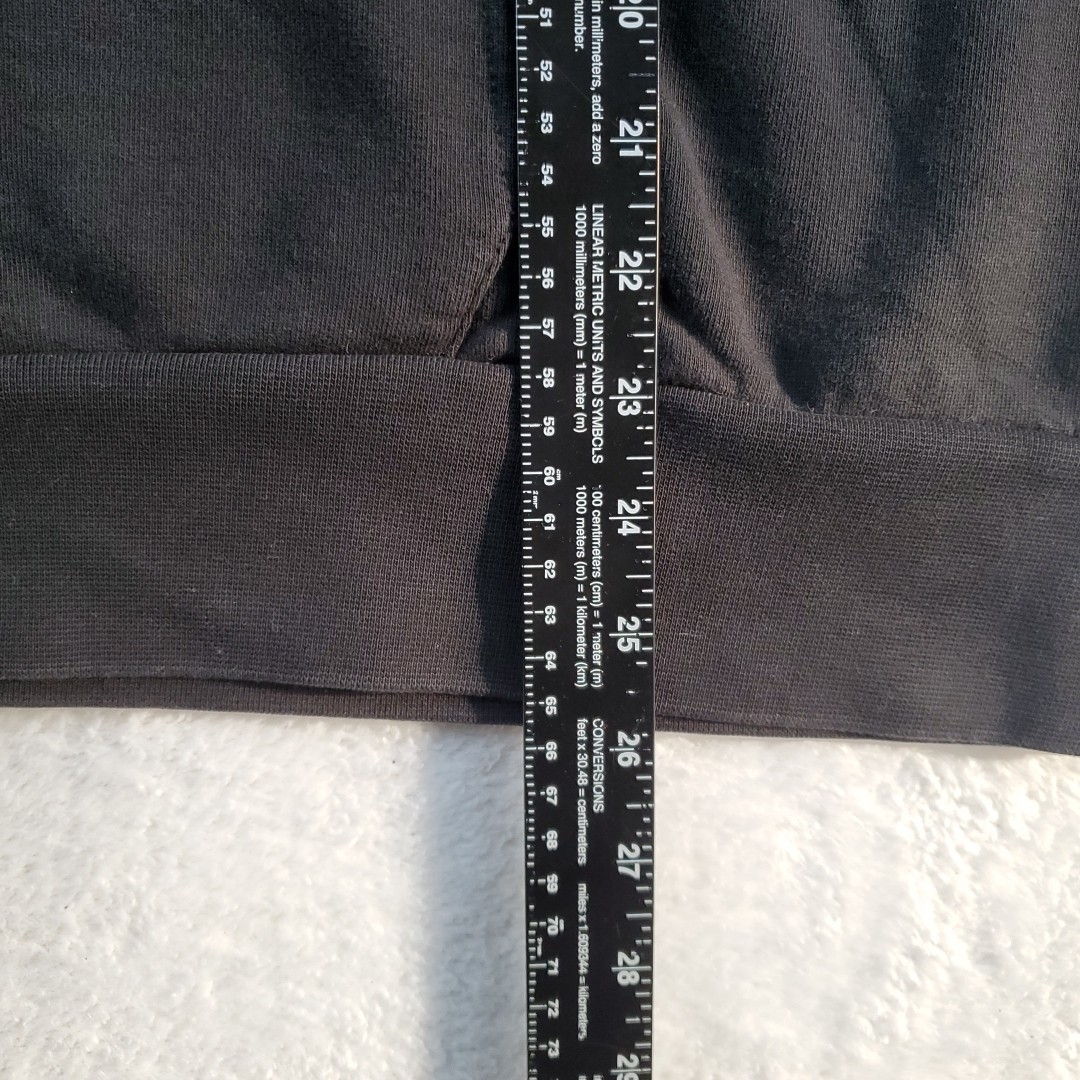Picture 10 of 24