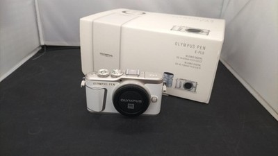 Mirrorless Interchangeable Lens W Zoom Kit Model PEN E PL9 OLYMPUS from Japan