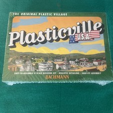 Bachmann Hobo Jungle Kit (4) - O Scale Model Railroad Building - #45983