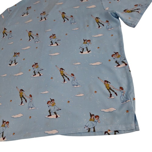 Disney Camicia Peter Pan Bottoni Uomo Blu Medio Wendy All Over Hawaiana Nuova con etichette - Foto 11 di 13