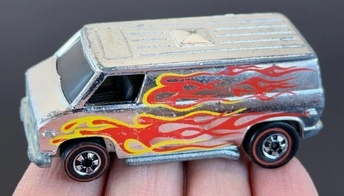 Vintage Hot Wheels Redline 1976 Super Chromes Super Van w/Flames - Metal Base!