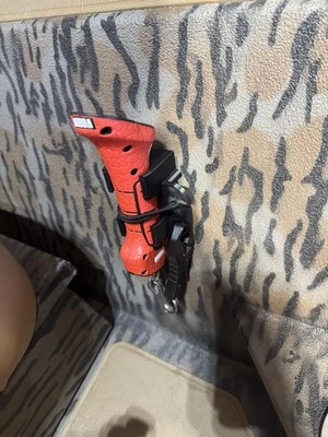 Bubba Fish Scale LITE Holder Mount - Low Profile - Bass Boat Tested - Image 1 of 3