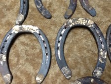 50 Amish Rusty used Horseshoes steel arts and Craft Western Art No Nail READ 3