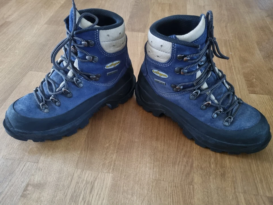 LOWA GORE-TEX WANDERSCHUHE GR 35