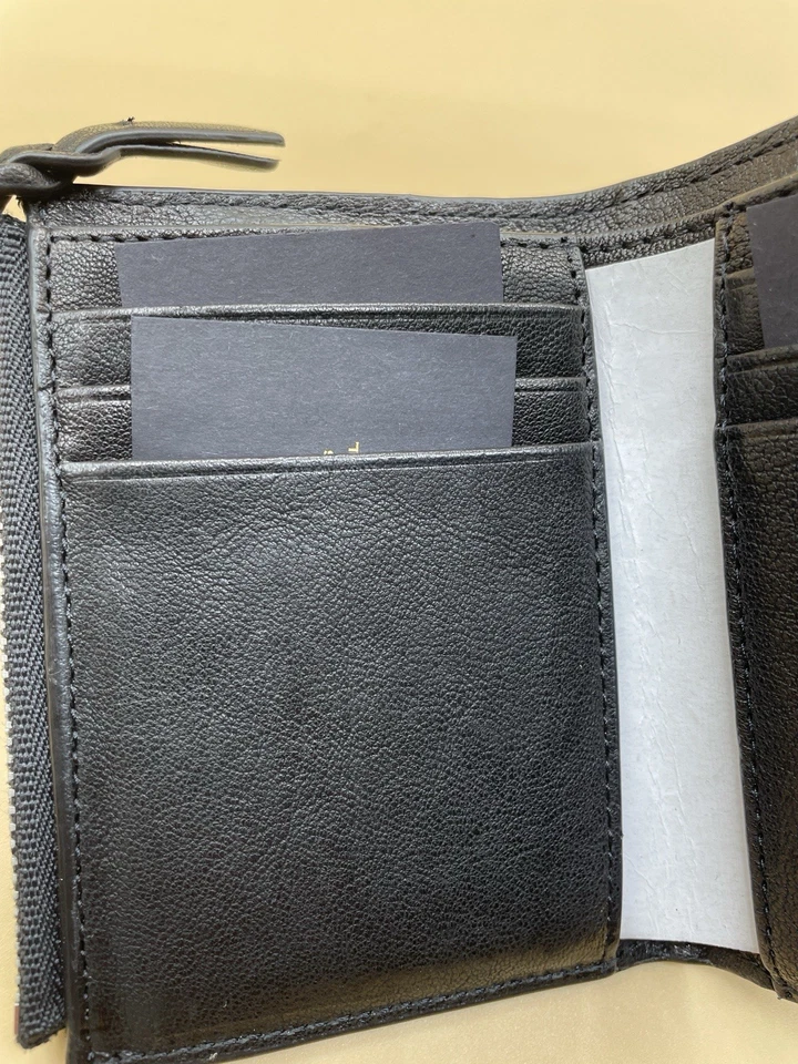 Cartera de campo de cuero negra Rag & Bone triple pliegue Foto 4 de 4