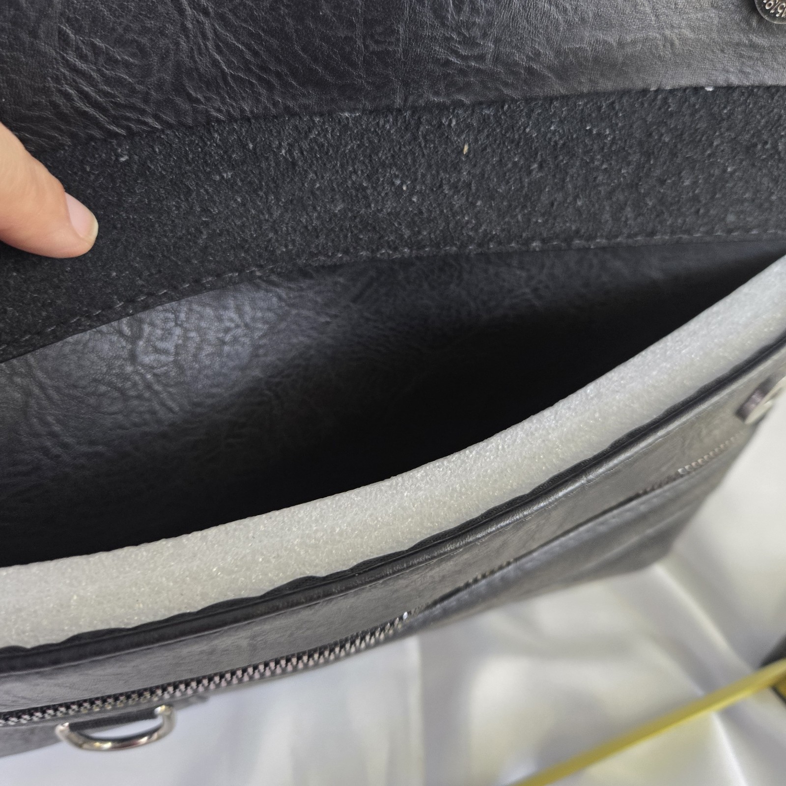 New Men's Shoulder Messenger Bag Brand designer PU Leather Retro Large-capacity