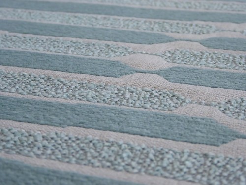 Tela de tapicería Designtex Chenille Chevron azul humo acabado criptón - Imagen 12 de 13