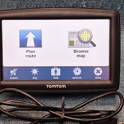 Tom-Tom Start Model 4EF00 5in GPS Navigation System - Picture 2 of 6