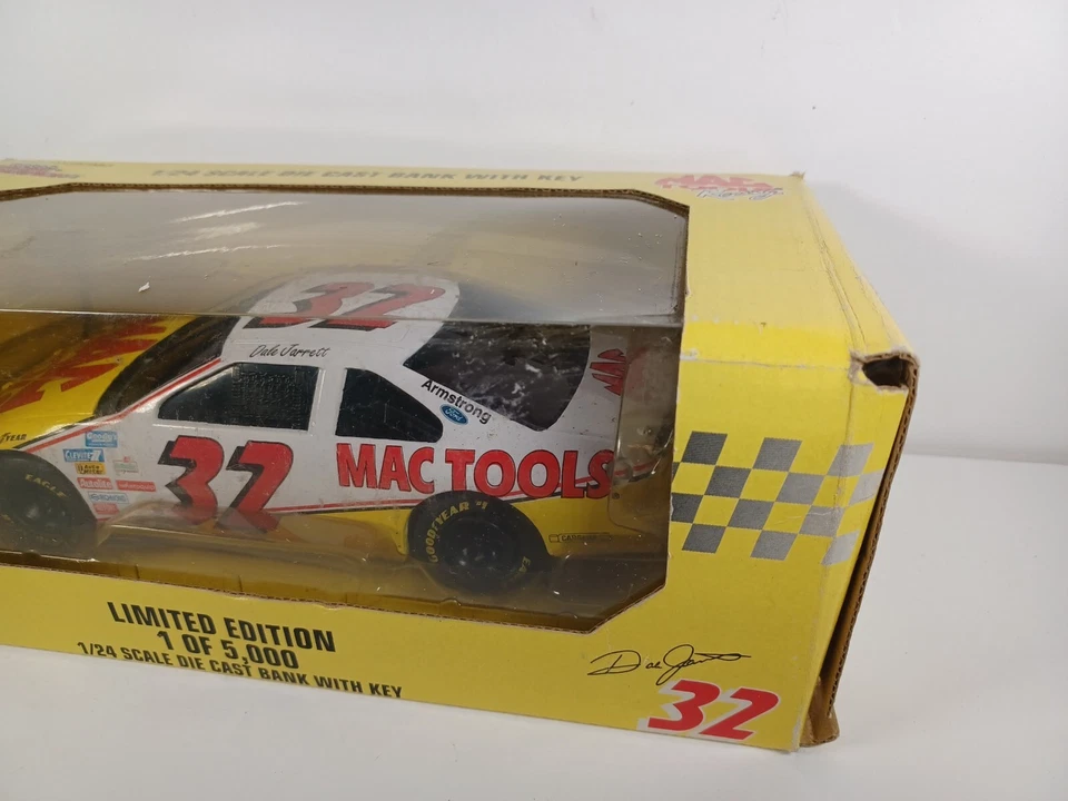 1995 1/24 #32 Dale Jarrett Mac Tools Thunderbird Bank Foto 4 de 4