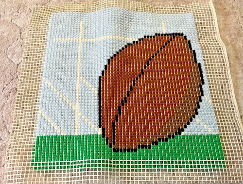 Vintage NFL Football Latch Hook Rug Pillow Topper~Team Sports! - Picture 2 of 6