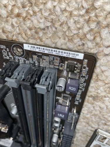 ASUS Z97-E/USB 3.1 Intel Z97 HDMI/VGA SATA 6Gb/s USB 3.1 LGA1150 ATX Motherboard - Picture 6 of 7