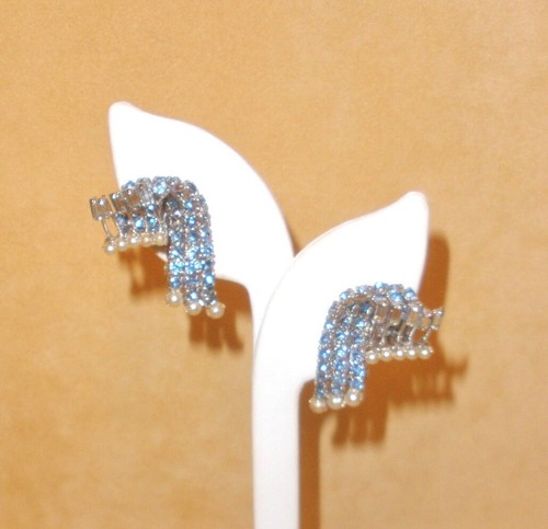 Over the Top Ohrringe 60er Jahre blau Strass, Perlen, klar Baguette Kletterer - Bild 2 von 8