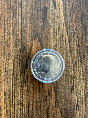 1972-D   KENNEDY  HALF DOLLAR,  CLAD,  BU,  ENCAPSULATED,   Actual Coin in Photo
