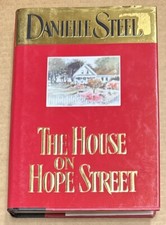 The House on Hope Street by Danielle Steel (2000, HARDCOVER, VERY GOOD)