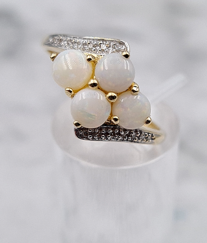 Opal-Ring - 585er Gelb-Gold - 4 Opale + 14 Brillanten - Ring-Größe : 63