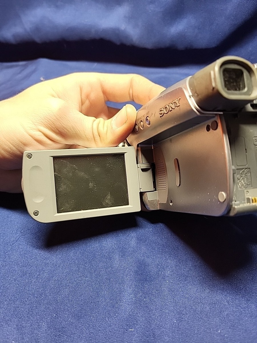Sony Handycam DCR-HC28 Mini DV Camcorder for Parts/ Repair