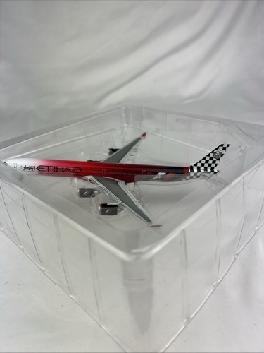 Diecast Modell RAR Herpa Etihad Airways A340-600 1:400 - Formel 1 562126 - Bild 7 von 13