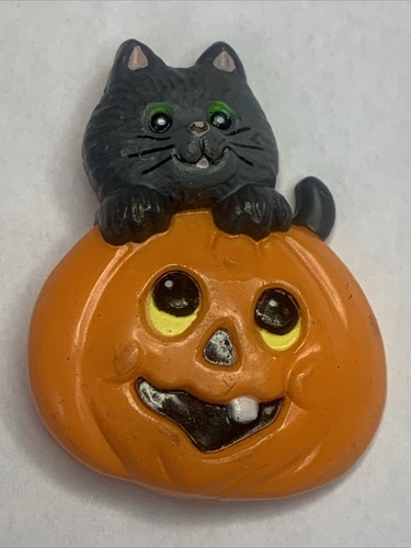 Vintage Estate Russ Plastic Halloween Black Cat & Pumpkin Pin Brooch Kitty Jack - Picture 2 of 4