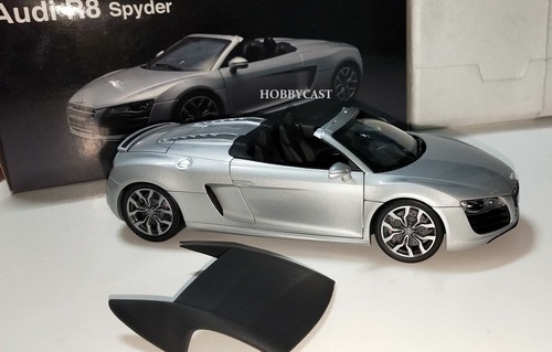 AUDI R8 SPYDER SILVER KYOSHO 1:18 09217S - Imagen 2 de 12