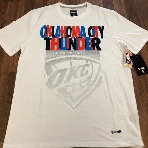 NWT UNK Oklahoma City Thunder NBA Basketball White T-Shirt Men’s Large - Picture 5 of 7